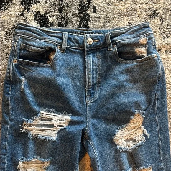 🛍️American Eagle Distressed Blue Jeans - Picture 3 of 9